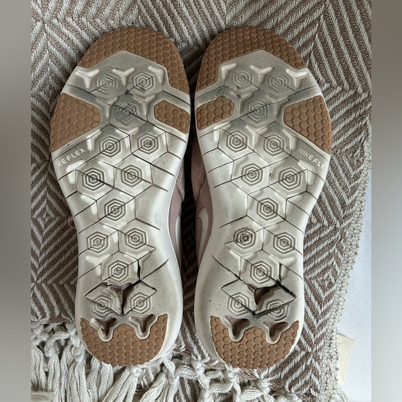 Nike Flex Supreme TR6 - Picture 3 of 5